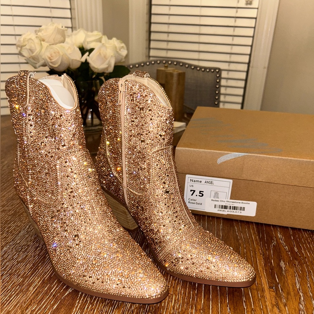 BRAND NEW NEVER BEEN WORN. Mi,Mi brand gold rhinestone booties. Size 7.5